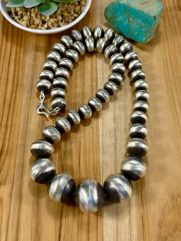 Handmade Sterling Silver Navajo Pearl Necklace