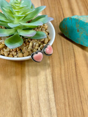 Pink Conch Heart Stud Earring