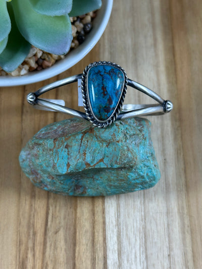 Single Stone Cuff