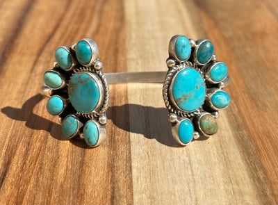 Half Cluster Turquoise Cuff