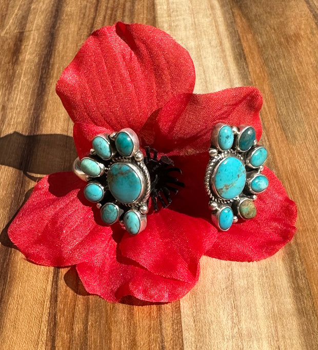 Half Cluster Turquoise Cuff