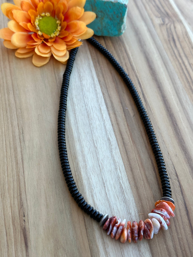 20" Shiny Onyx Beads and Spiny Necklace