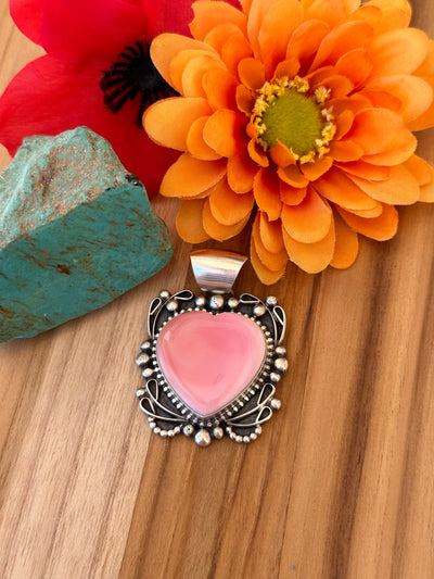 Pink Conch Heart Pendant