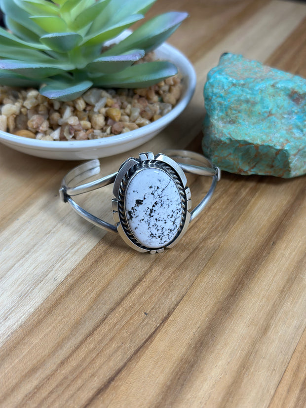 White Buffalo Single Stone Cuff