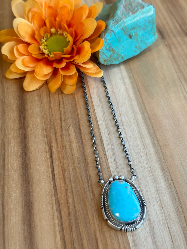 Kingman Oval Necklace
