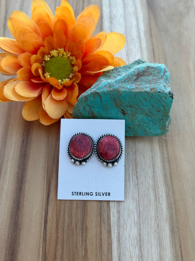 Spiny Oval Stud Earrings