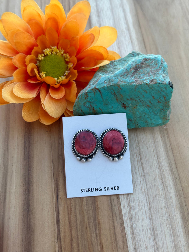 Spiny Oval Stud Earrings