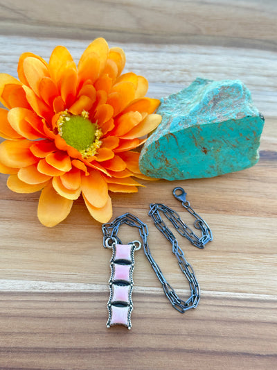 Pink Conch 3 Stone Necklace