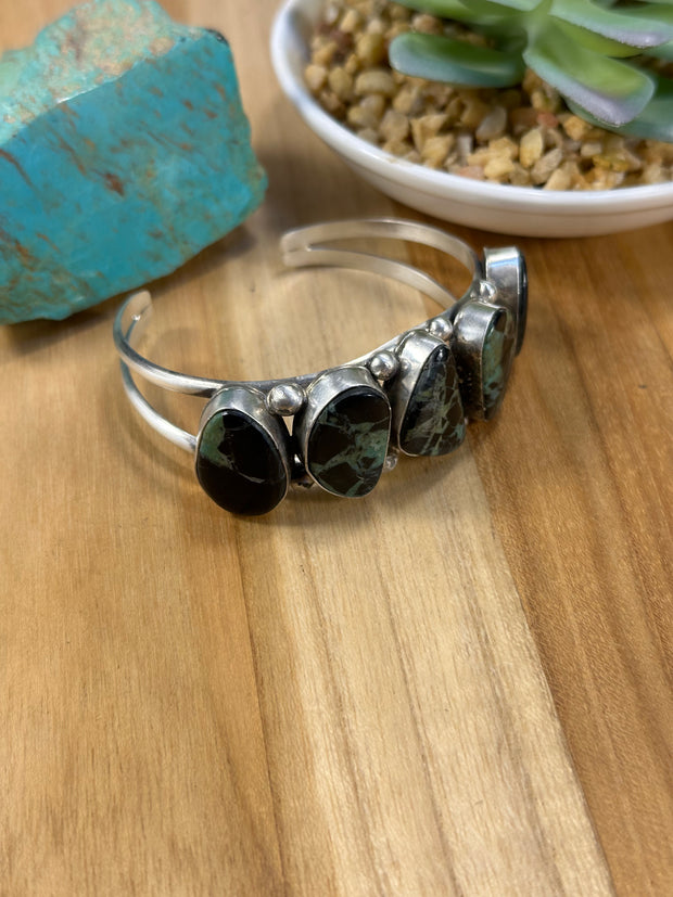 5 Stone Black Jack Cuff