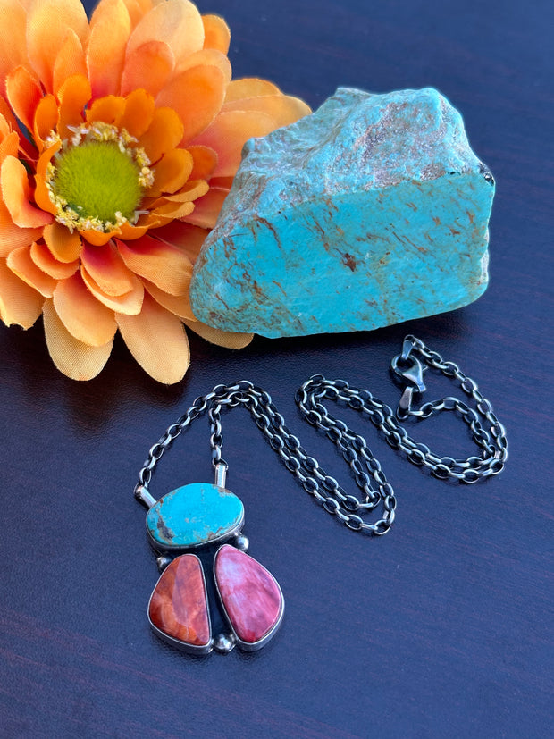 3 Stone Spiny Fixed Pendant Necklace