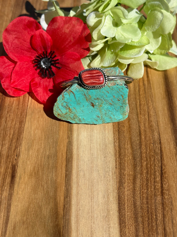 Red Spiny Single Stone Cuff