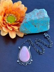 Pink Conch Teardrop Necklace