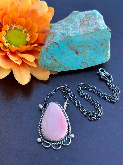 Pink Conch Teardrop Necklace