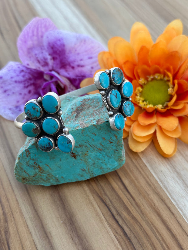 Half Cluster Turquoise Cuff