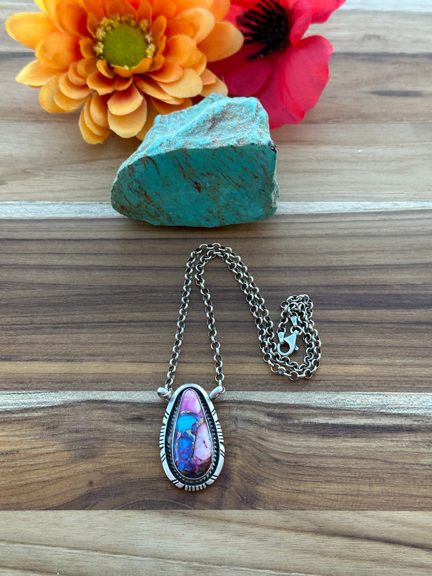 Dalia Teardrop Necklace