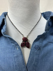 3 Stone Spiny Fixed Pendant Necklace