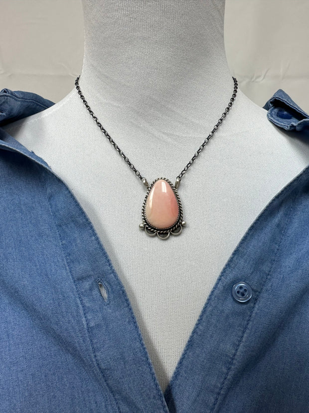 Pink Conch Teardrop Necklace