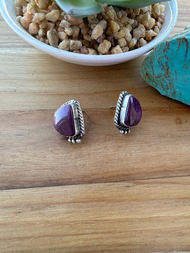 Purple Spiny stud earrings