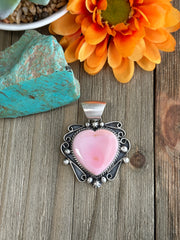 Pink Conch Heart Pendant