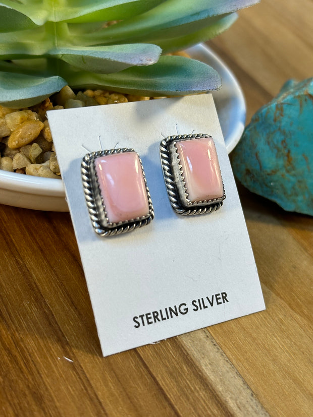 Pink Conch Square Earrings