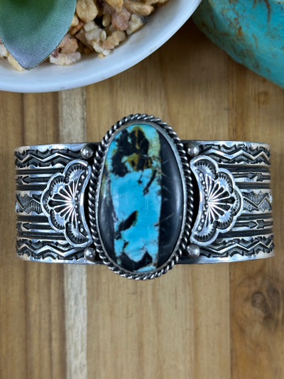Sunshine Blackjack Oval Cuff