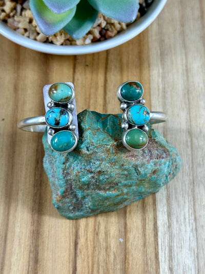 Half Cluster Turquoise Cuff