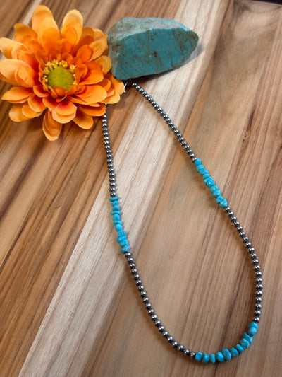 18" Navajo Style Beads and Turquoise Chip Necklace