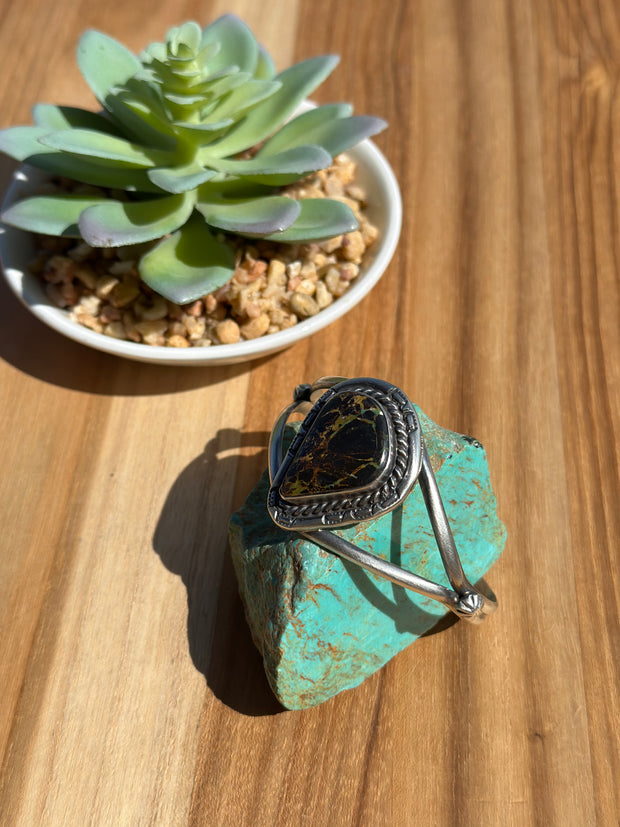 Black Jack Single Stone Cuff
