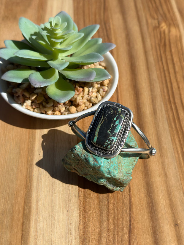 Black Jack Single Stone Cuff
