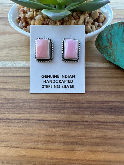 Pink Conch Stud  Earrings