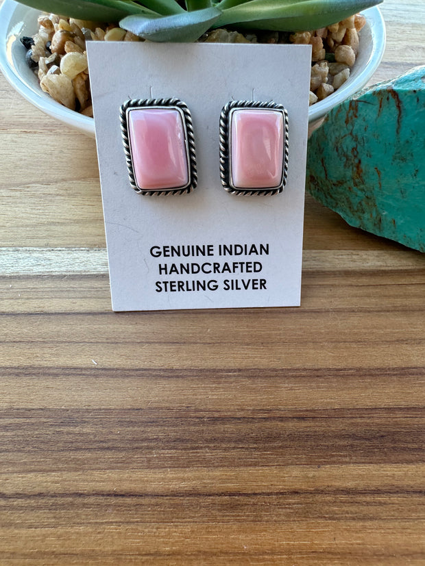 Pink Conch Stud  Earrings