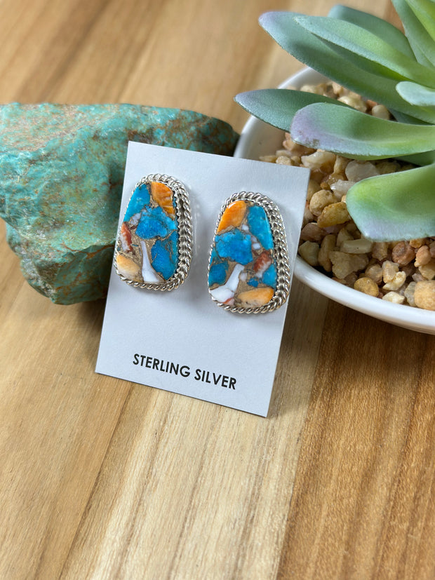 Kingman Crush Stud Earrings