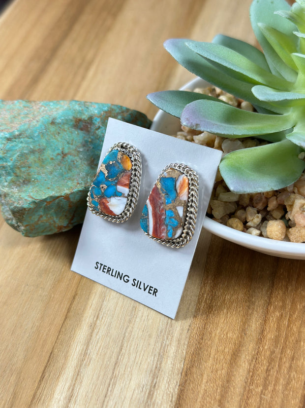 Kingman Crush Stud Earrings