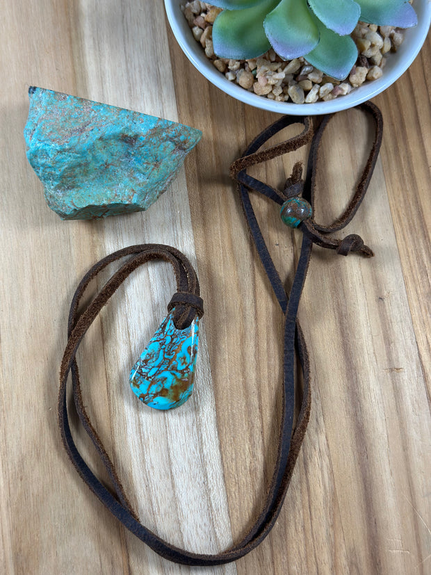Adjustable Kingman Leather Slab Necklace