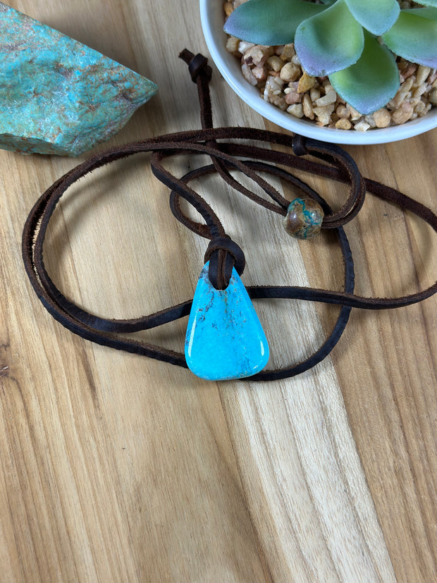 Adjustable Kingman Leather Slab Necklace