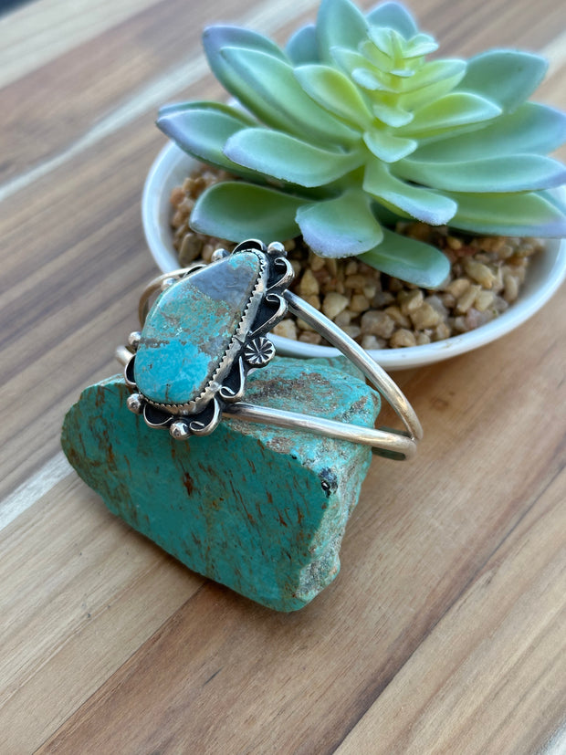 #8 Single Stone Cuff