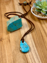 Adjustable Leather Kingman Slab Necklace