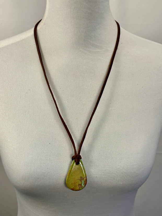 Adjustable Leather Kingman Slab Necklace