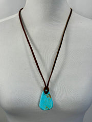 Adjustable Leather Kingman Slab Necklace