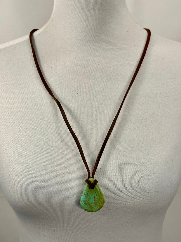 Adjustable Leather Kingman Slab Necklace