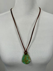 Adjustable Leather Kingman Slab Necklace