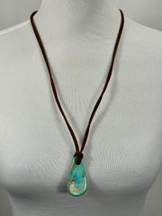 Adjustable Leather Kingman Slab Necklace
