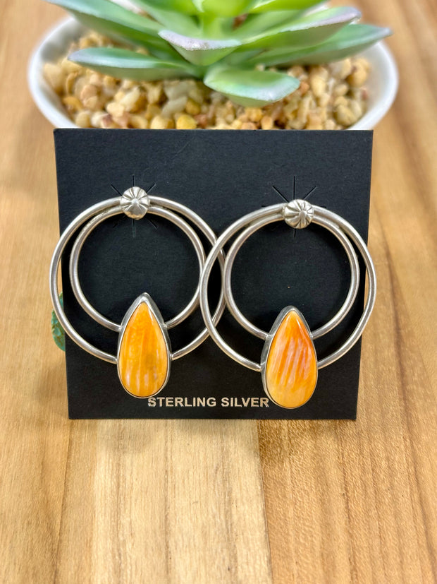 Spiny Oyster Hoop Earrings