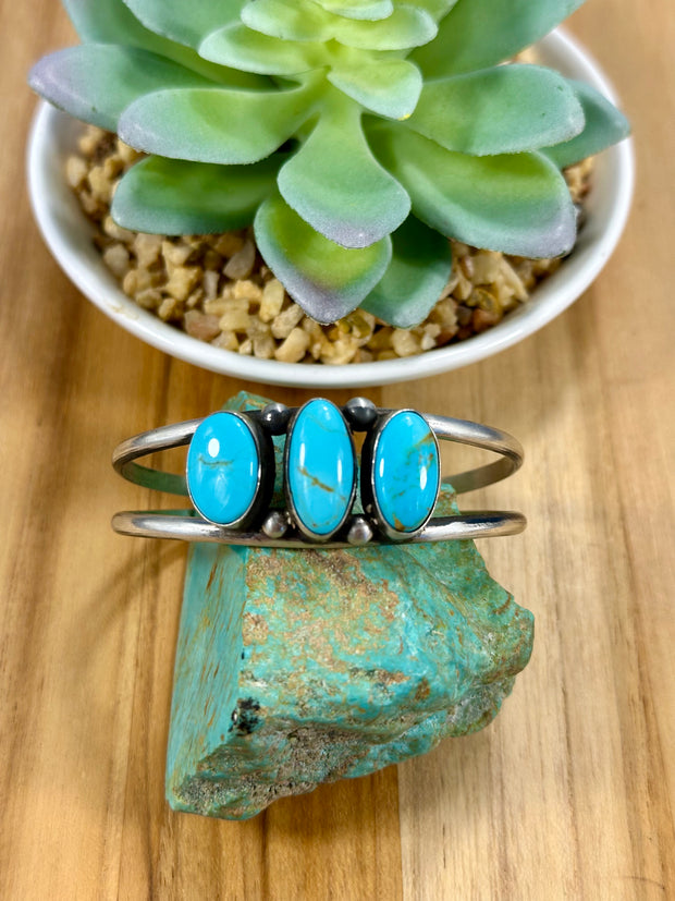 Kingman Turquoise & Sterling Silver Cuff