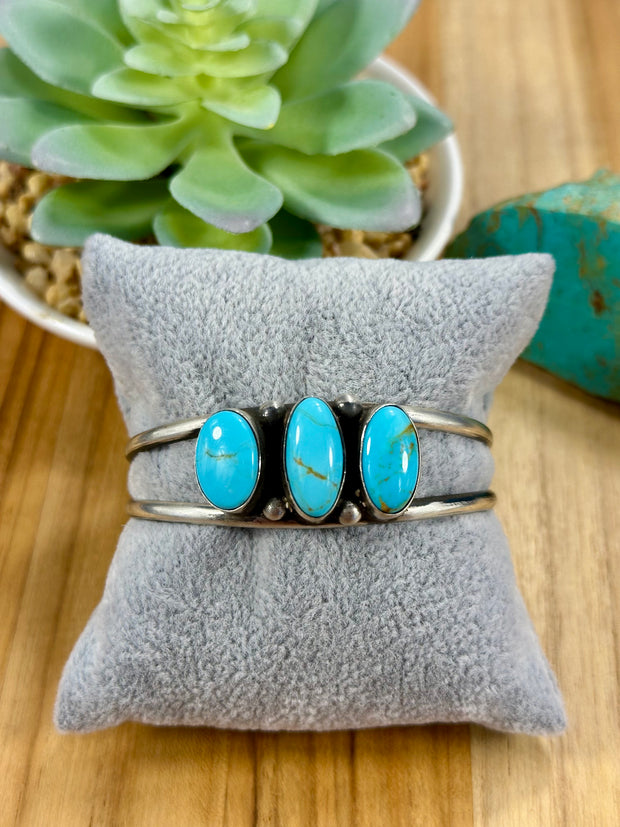 Kingman Turquoise & Sterling Silver Cuff