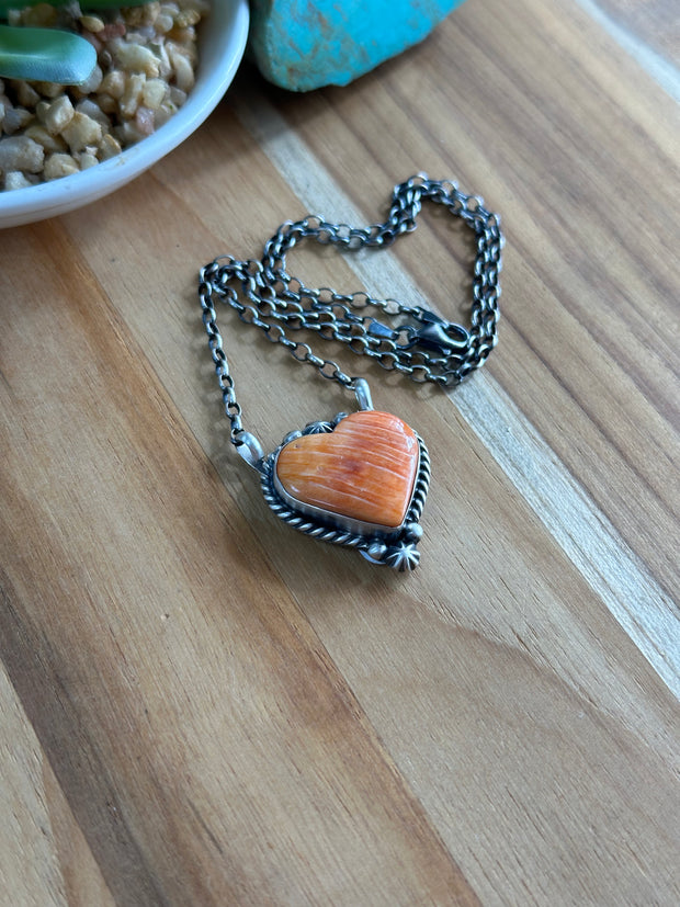 18" Spiny Heart Pendant Necklace