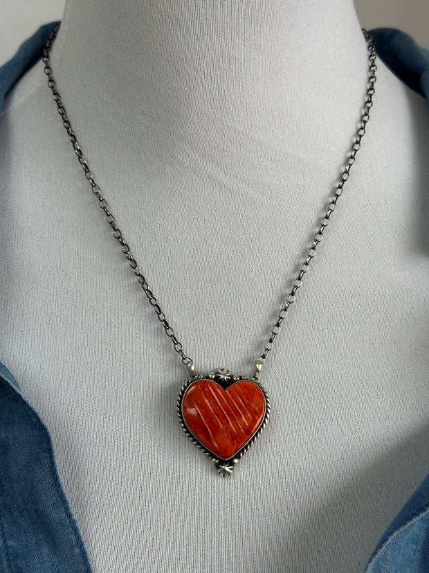 18" Spiny Heart Pendant Necklace