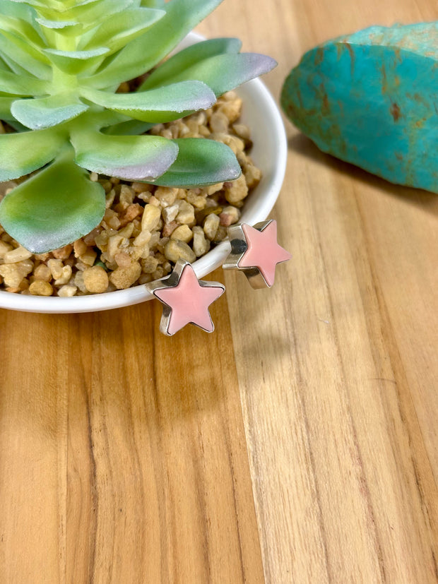 Pink Conch Star Stud Earrings