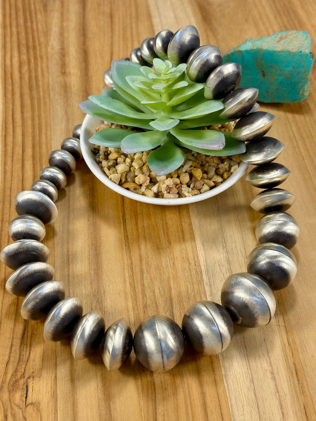 Handmade Sterling Silver Navajo Pearl Necklace