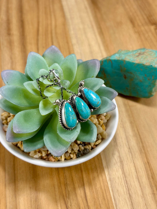 Kingman Turquoise 3 Stone Tear Drop Necklace